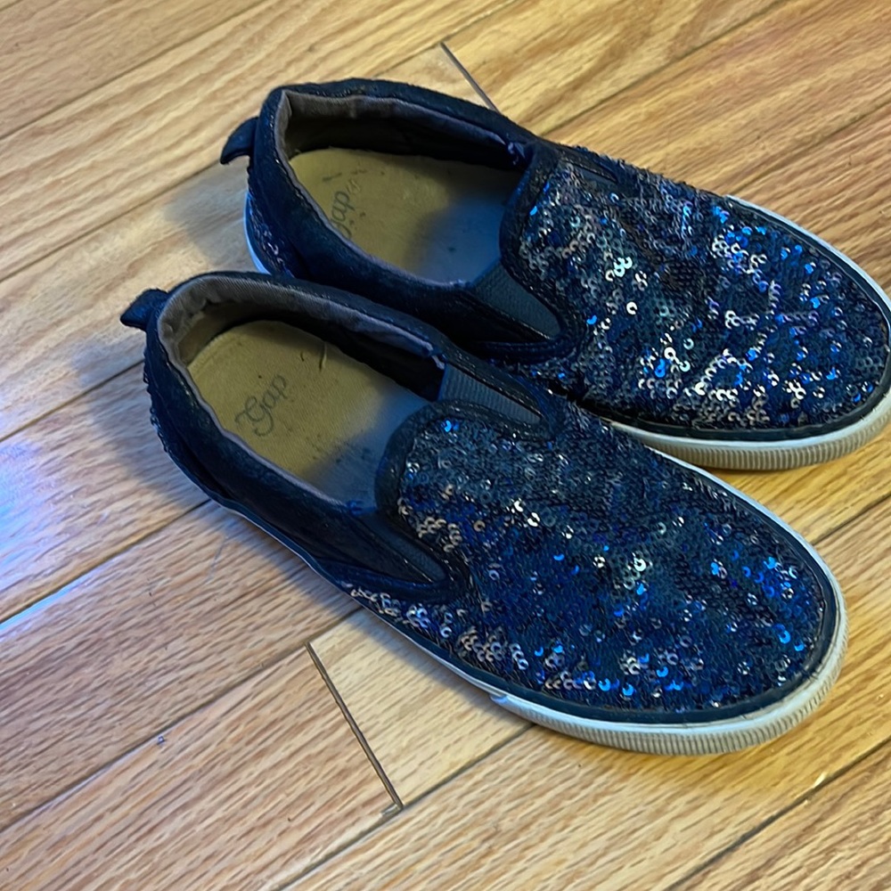Gap shoes